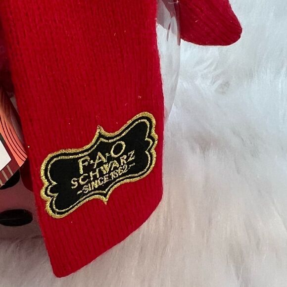 FAO Schwarz 14 piece Snowman Decorating Kit - Picture 6 of 6